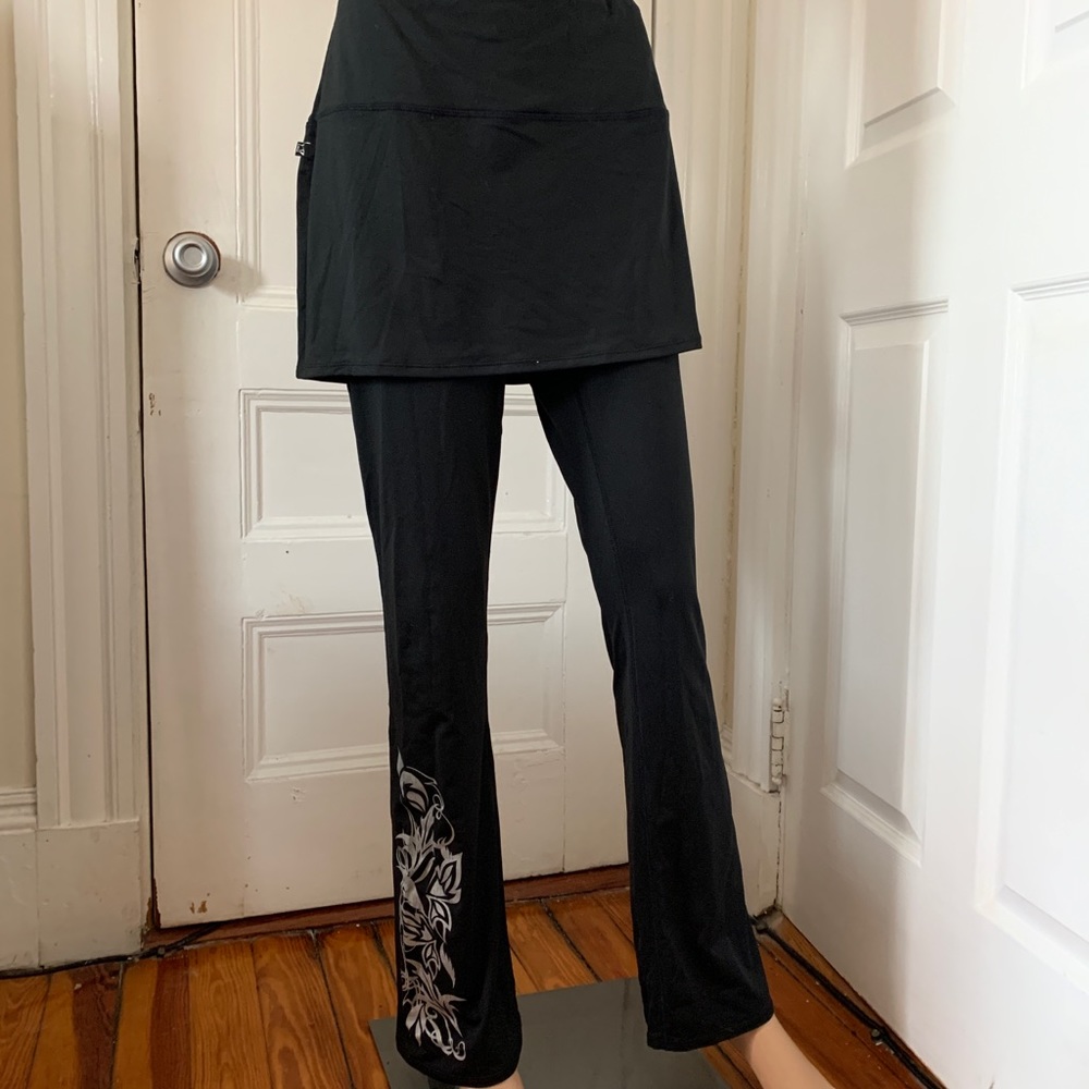 NWOT SkirtSports Flare Legging w/Attached Skirt XL